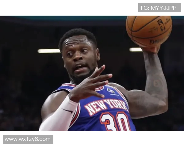 尼克斯与活塞2016年对决回顾：经典比赛瞬间与精彩表现分析